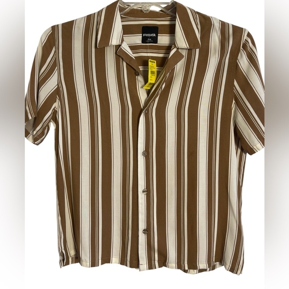 Tillys RSQ Women’s Stripe Camp Shirt Short Sleeves Size Large - Picture 1 of 8